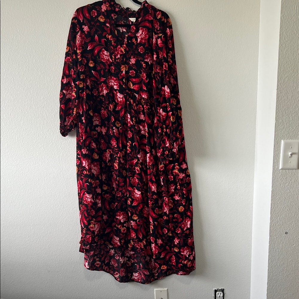 Terra & Sky Black and Red Floral Long Sleeve Dress